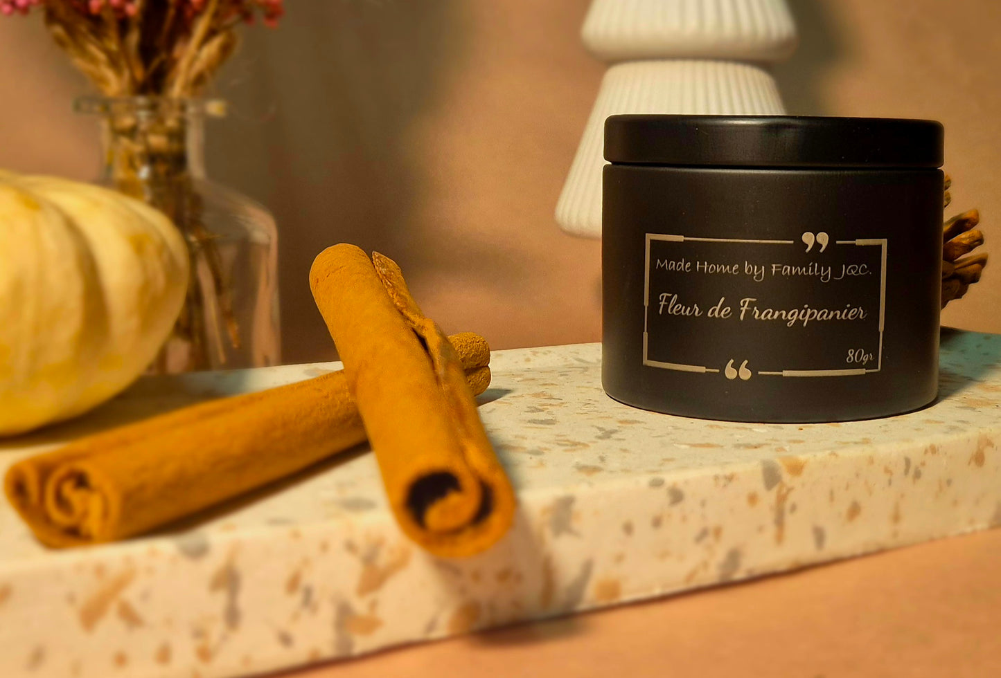 Bougie parfumée "Fleur de Frangipanier" 80gr